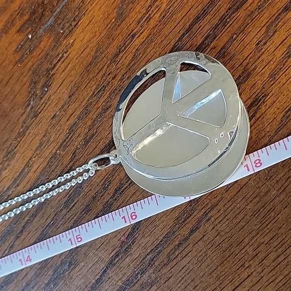 Robert Lee Morris RLM Silver Tone Peace Sign Necklace - Picture 4 of 7